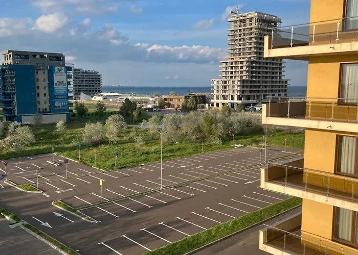 Zenstay Summerland Mamaia