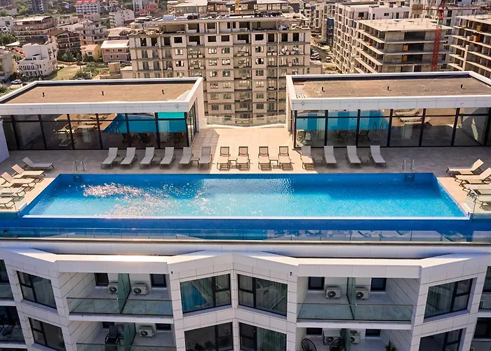Soleil Anne Std In Infinity Pool & Spa Resort Mamaia