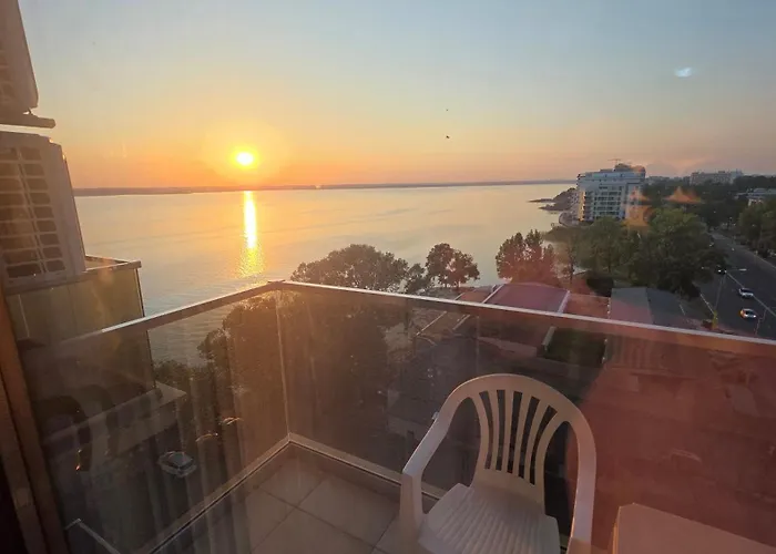 Nouvelle Apartments - By The Lake Mamaia