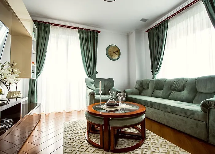 Myosotis Mamaia Apartment
