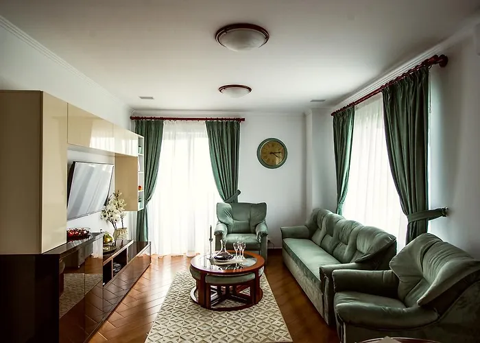 Myosotis Mamaia Apartment
