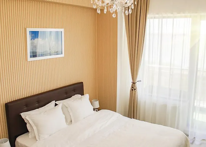 Summerland Beach Privilege Apartment Mamaia